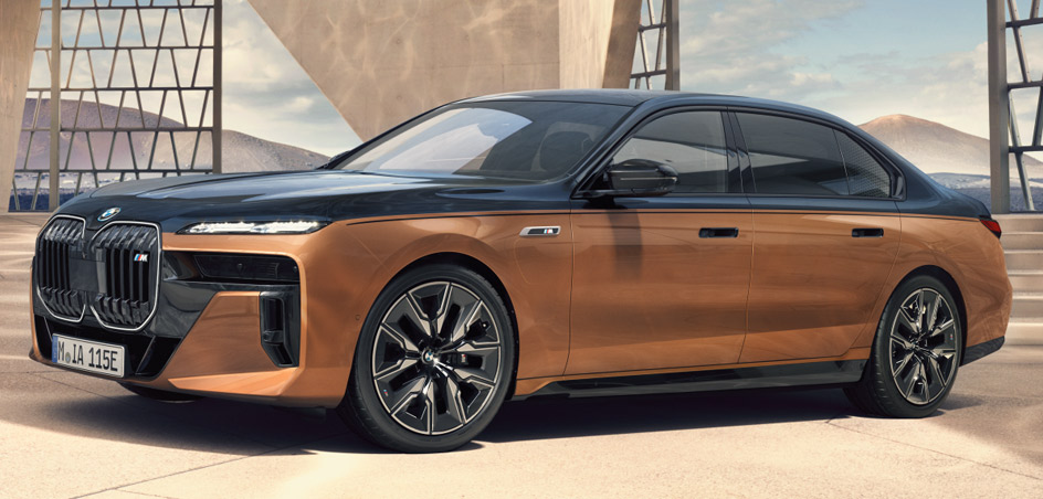 BMW i7 M70 xDrive Electrifies the Indian Market with Style and Power ...